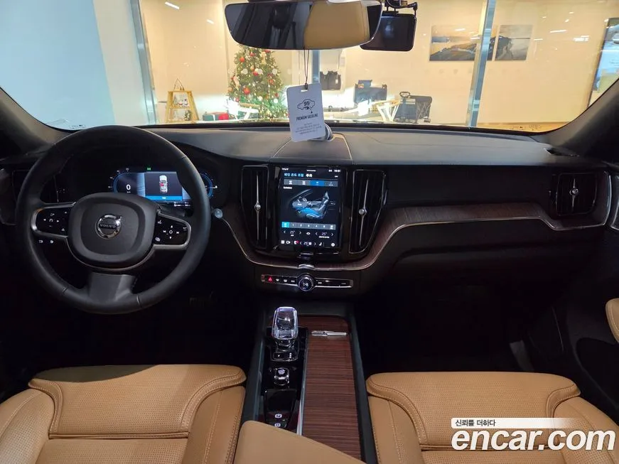 Volvo XC60 2024 из KR, фото 9