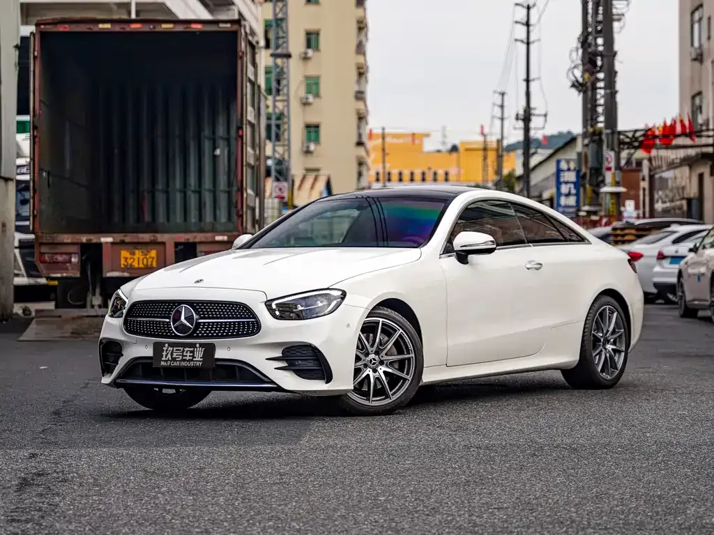 Mercedes-Benz E-Class (Import) — фото 1