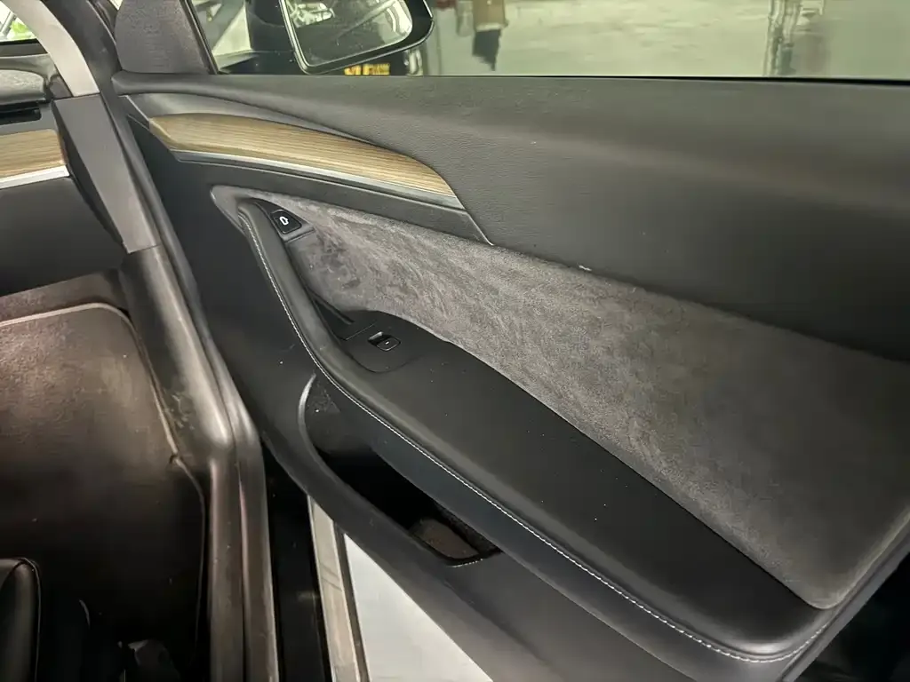 Tesla Model Y 2023 из CN, фото 7