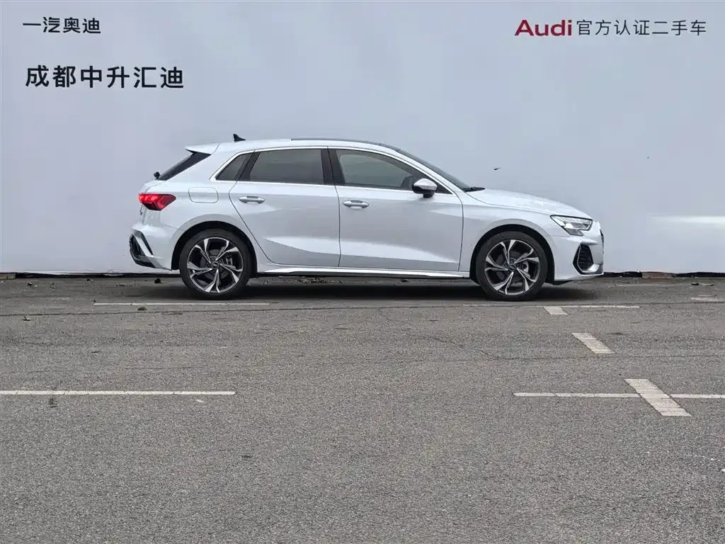 Audi A3 2025 из CN, фото 3