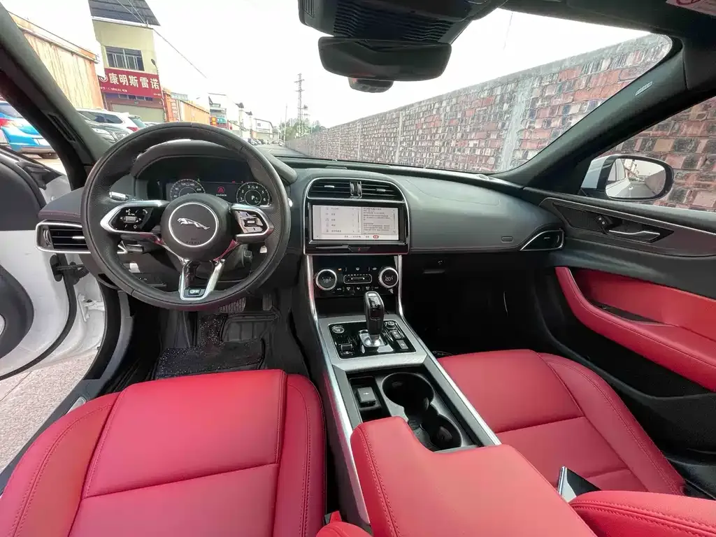 Jaguar XEL 2022 из CN, фото 9