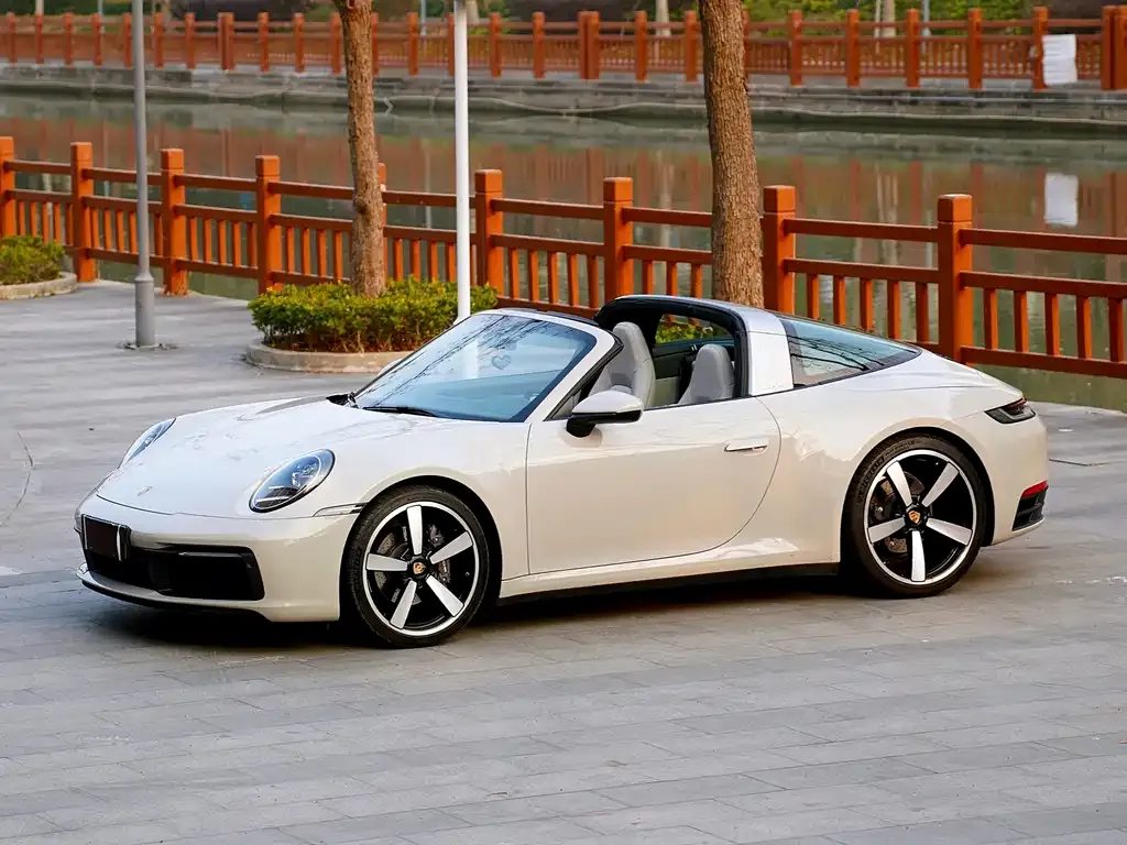 Porsche 911 2023 из CN, фото 8