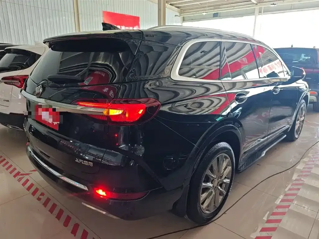 Buick Enclave 2021 из CN, фото 3