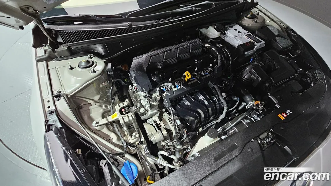 Hyundai AVANTE 2021 из KR, фото 9