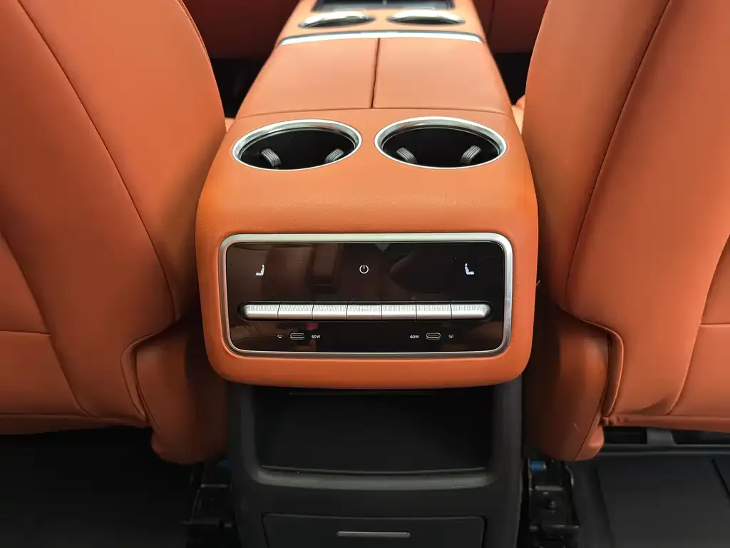 Li Auto L8 2023 из CN, фото 10