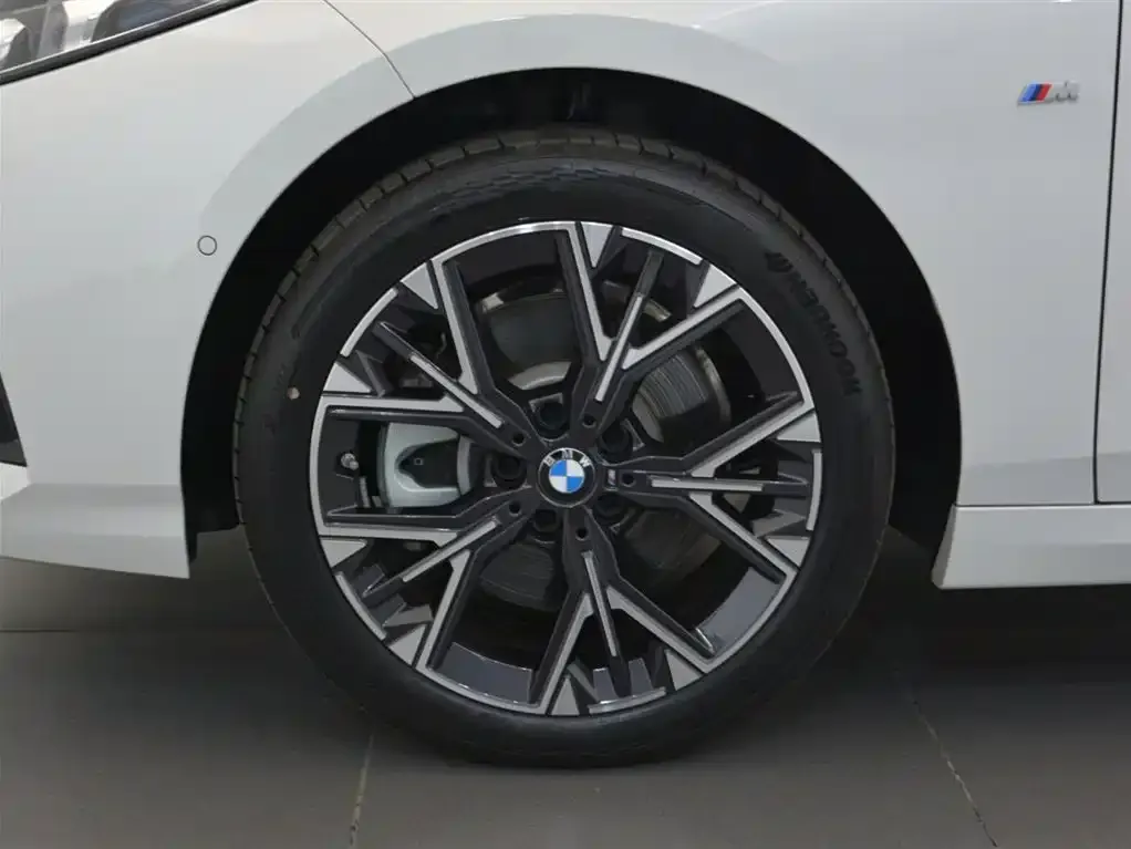 BMW 2 Series 2025 из CN, фото 6