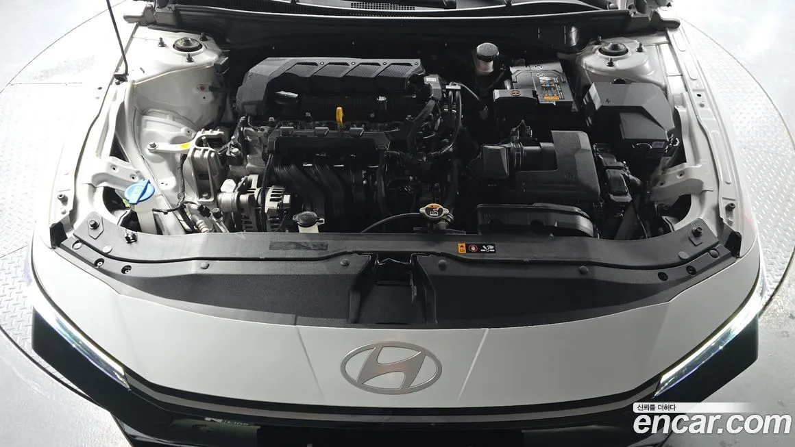 Hyundai AVANTE — фото 10