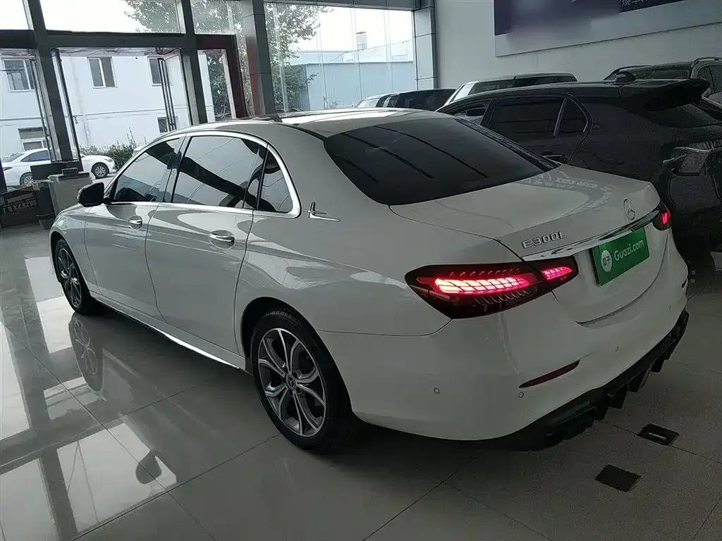 Mercedes-Benz E-Class 2022 из CN, фото 3