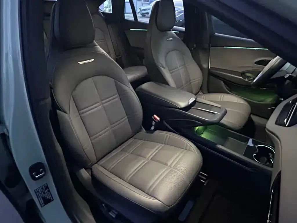 Hongqi EH7 2024 из CN, фото 6