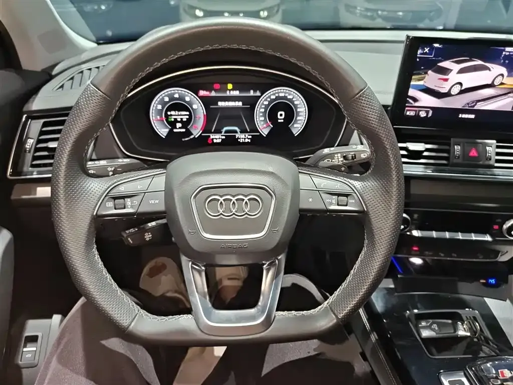 Audi Q5L 2022 из CN, фото 10
