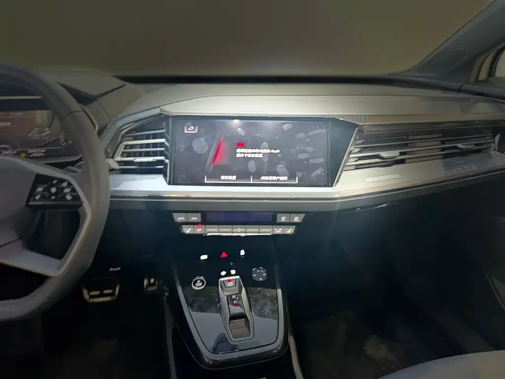 Audi Q4 e-tron 2025 из CN, фото 4