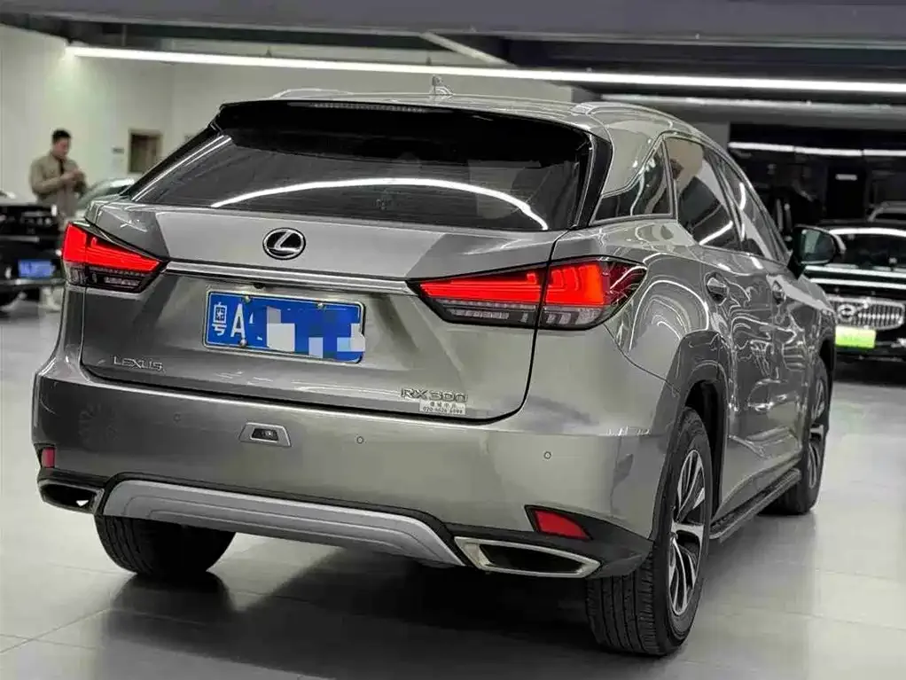 Lexus RX — фото 4