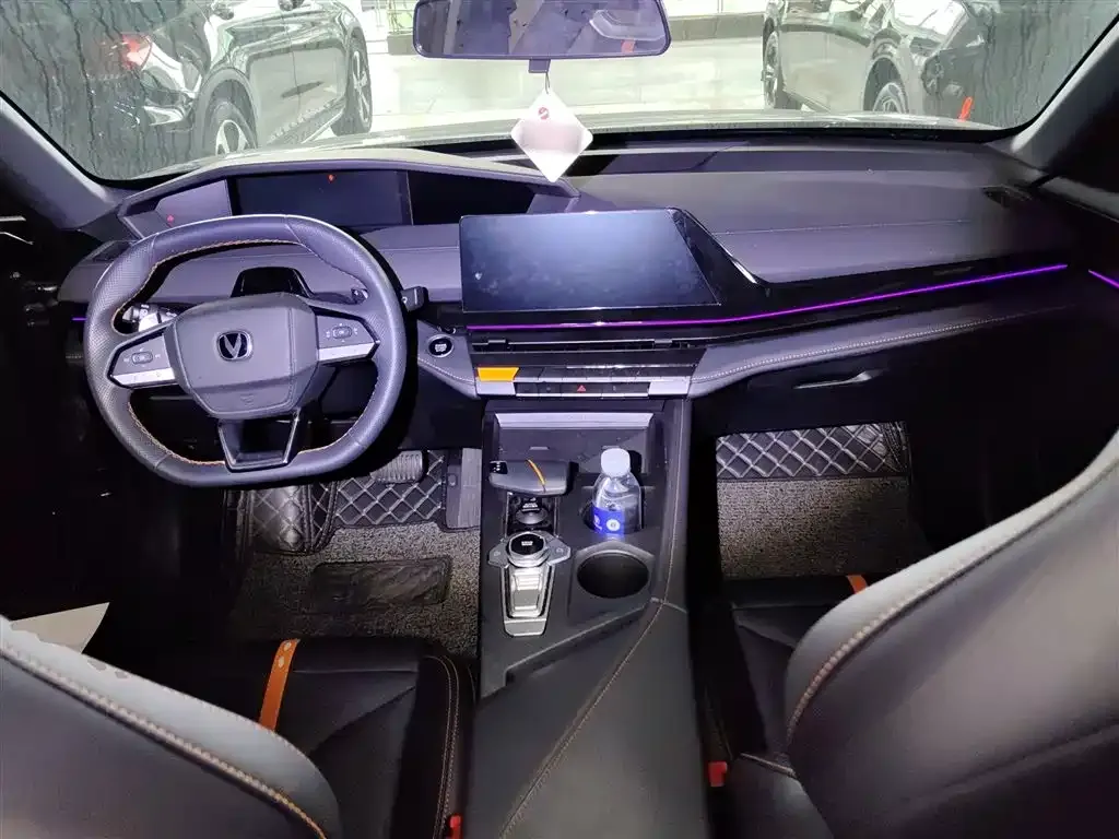 Changan UNI-V 2024 из CN, фото 8