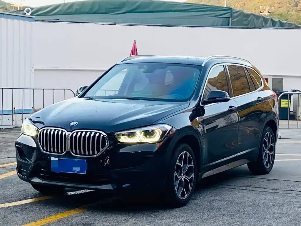 BMW X1 2022 из CN, фото 1