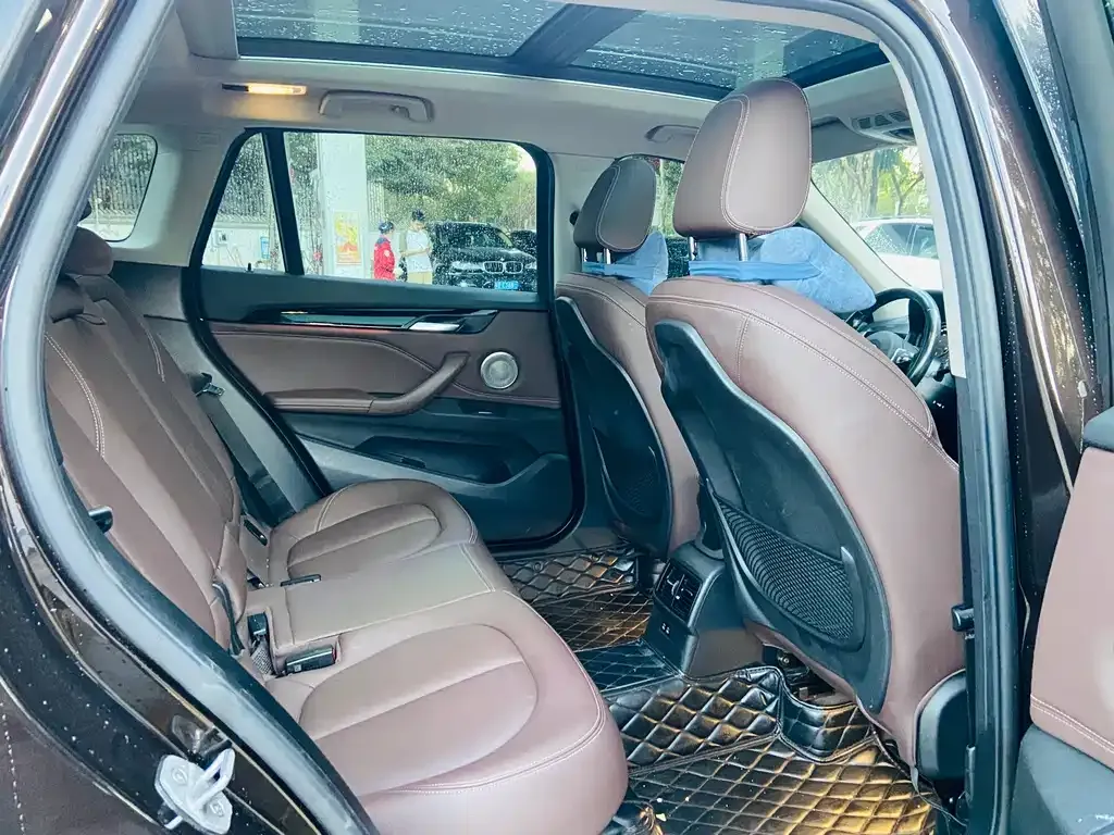 BMW X1 2022 из CN, фото 8