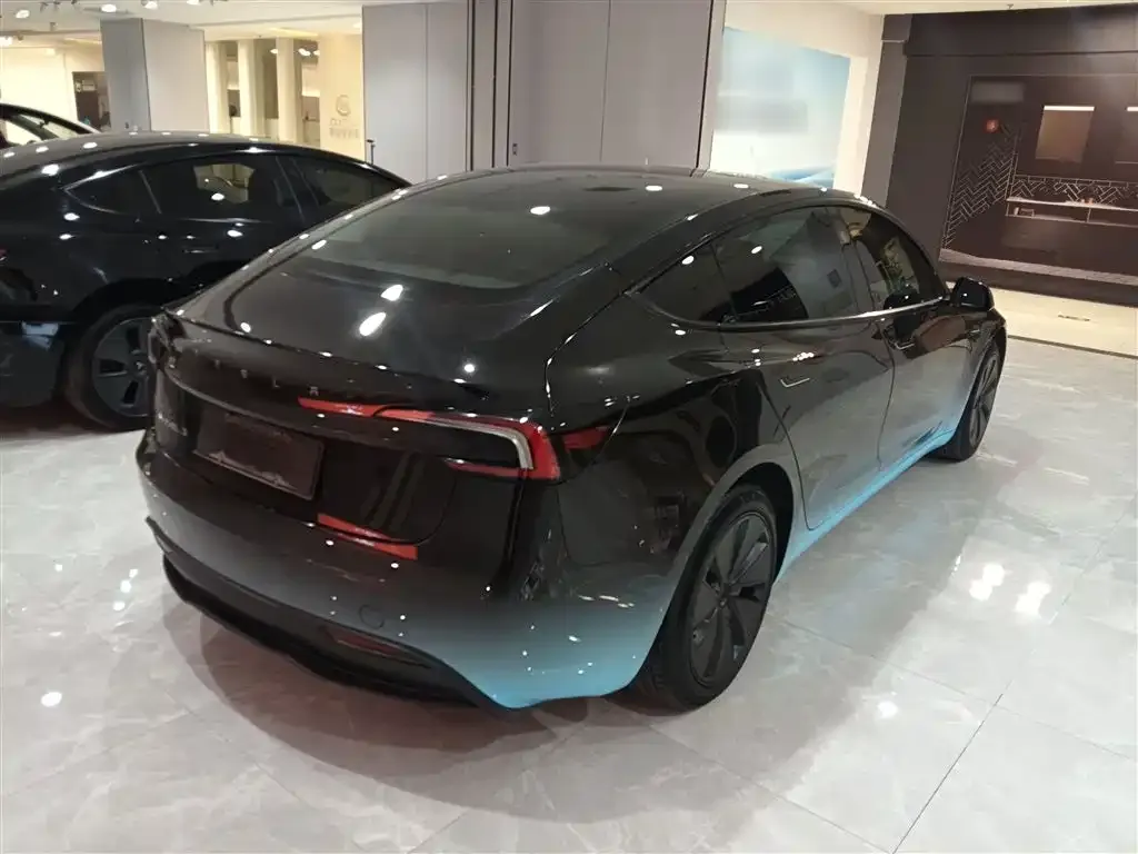 Tesla Model 3 2024 из CN, фото 4