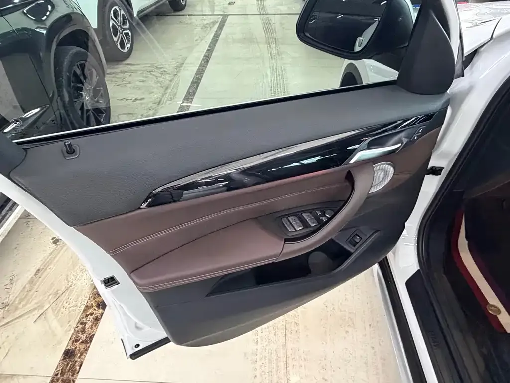 BMW X1 2022 из CN, фото 6