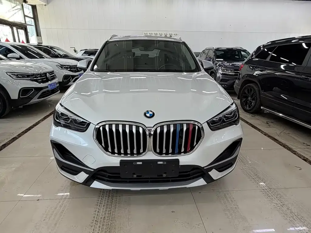 BMW X1 2022 из CN, фото 2