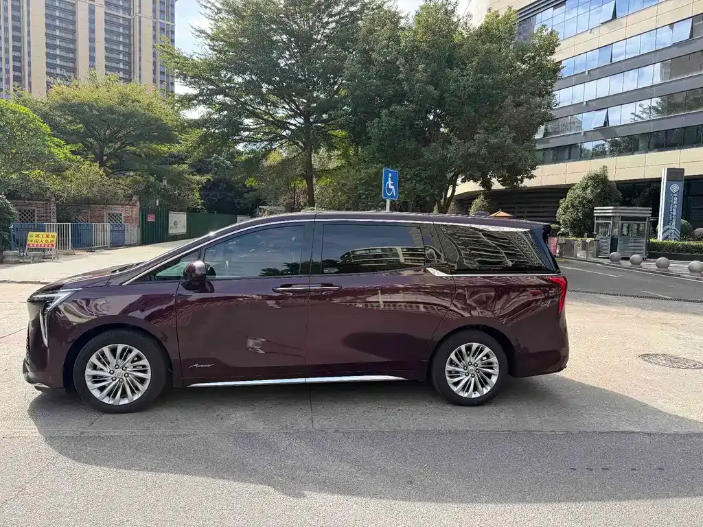 Buick Century 2023 из CN, фото 7