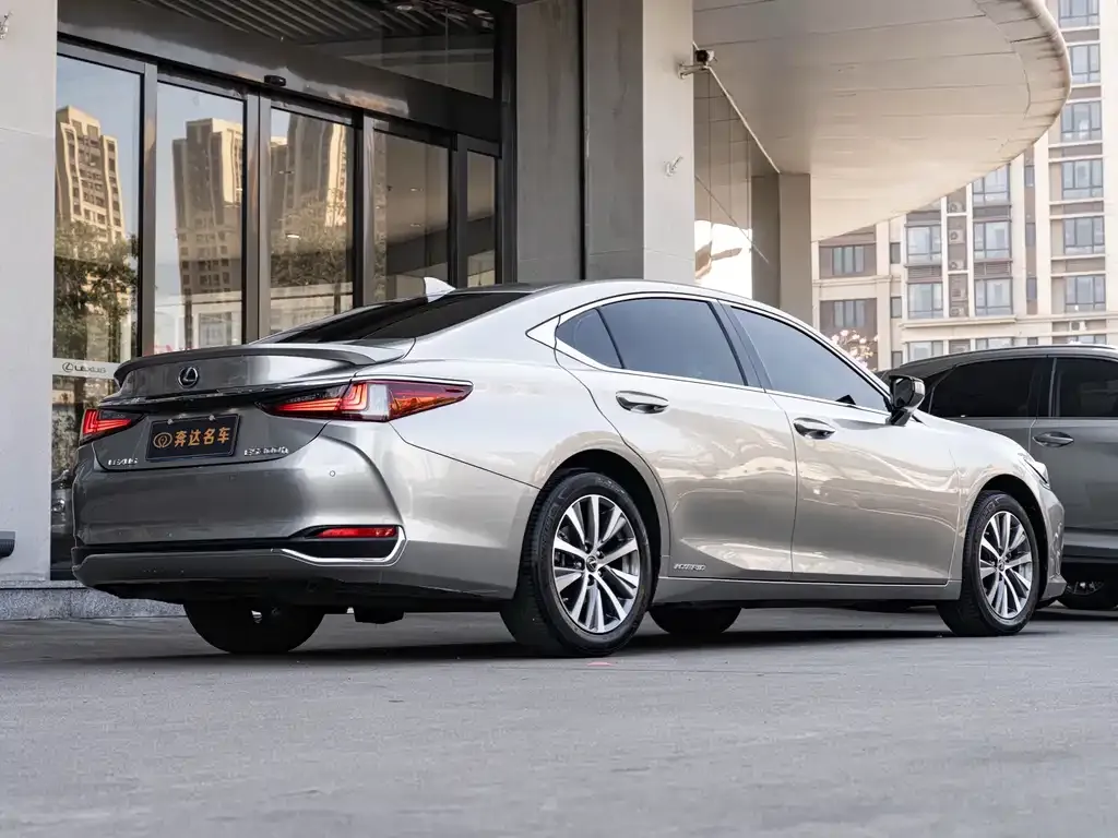 Lexus ES 2021 из CN, фото 8