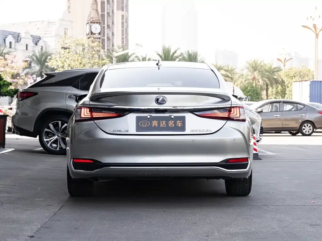 Lexus ES 2021 из CN, фото 6