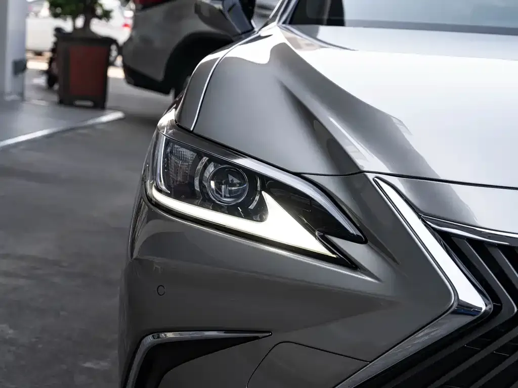 Lexus ES 2021 из CN, фото 2
