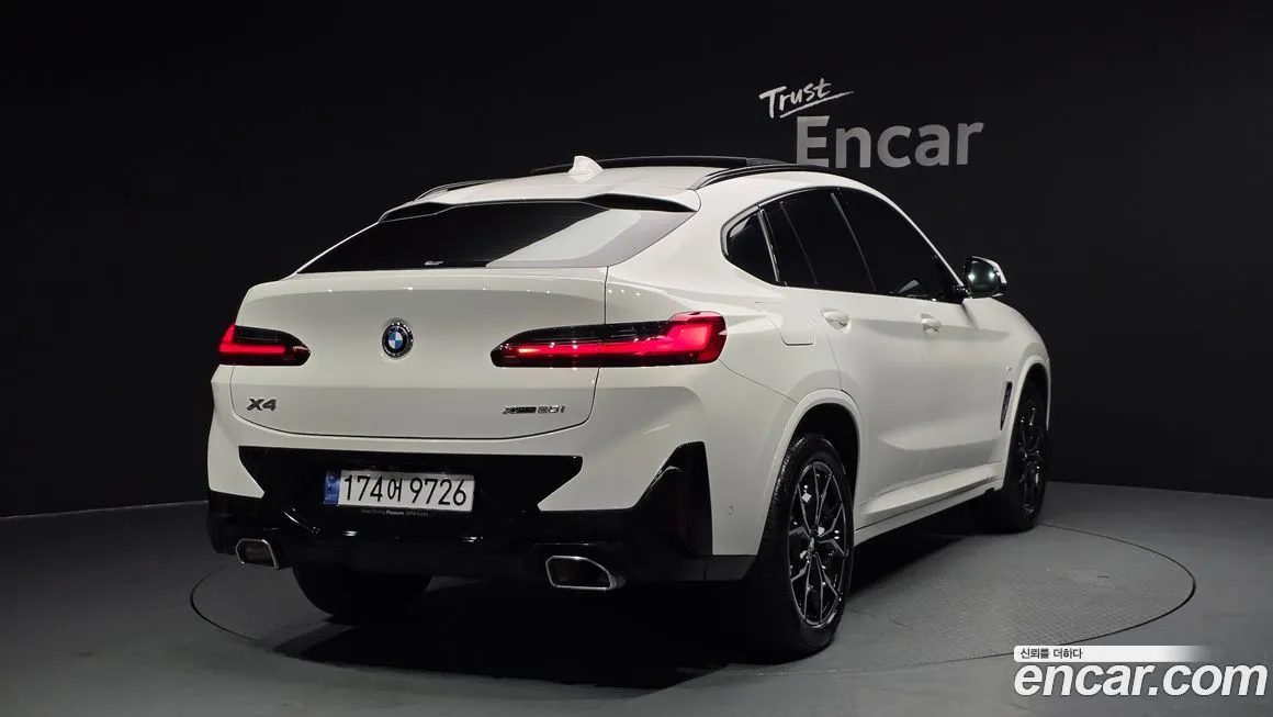 BMW X4 — фото 3