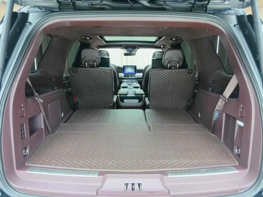 Lincoln Navigator 2021 из CN, фото 7