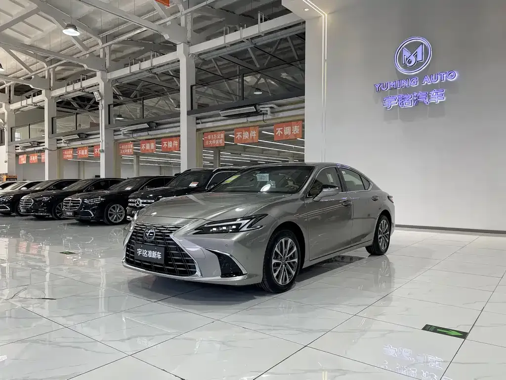 Lexus ES 2025 из CN, фото 1