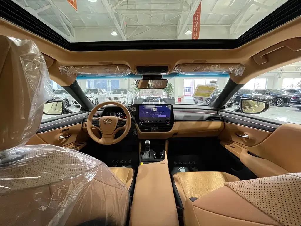 Lexus ES 2025 из CN, фото 9