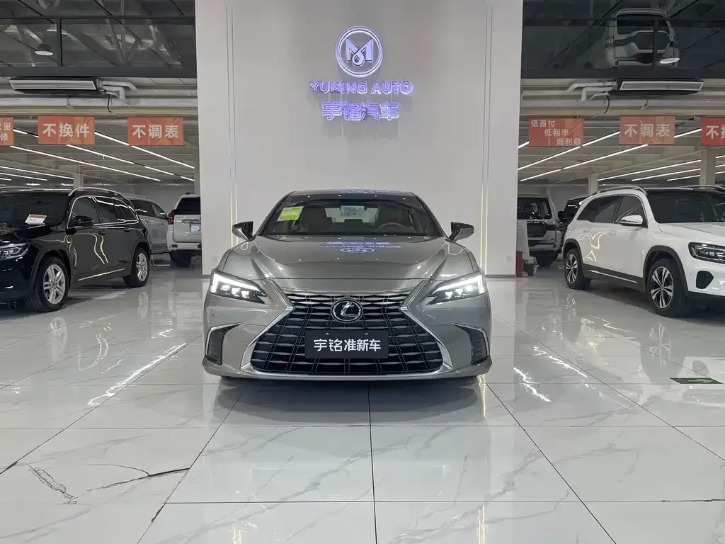 Lexus ES 2025 из CN, фото 2