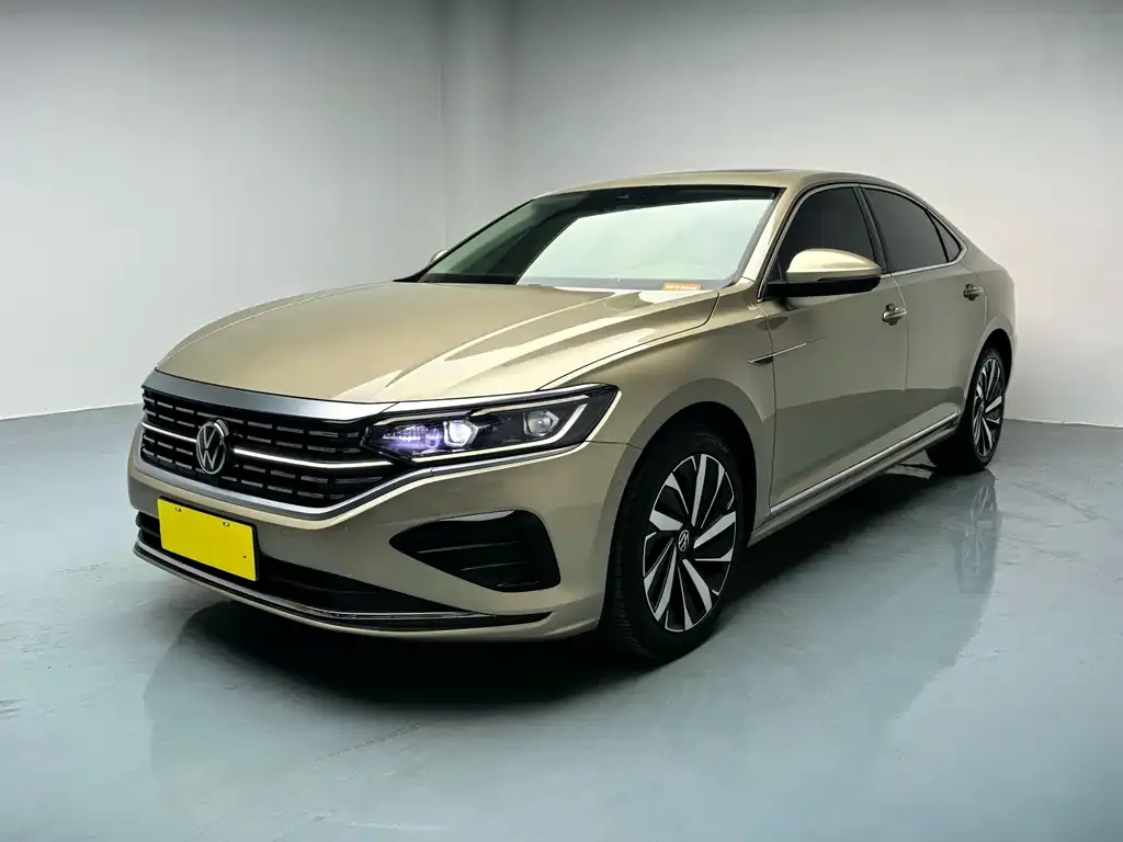 Volkswagen Passat 2022 из CN, фото 1