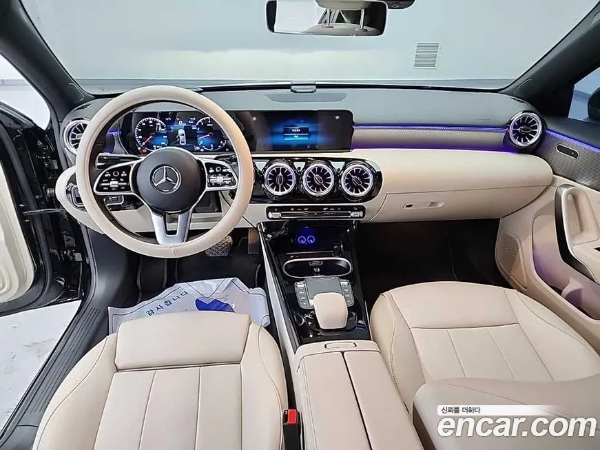 Mercedes-Benz A-Class — фото 1