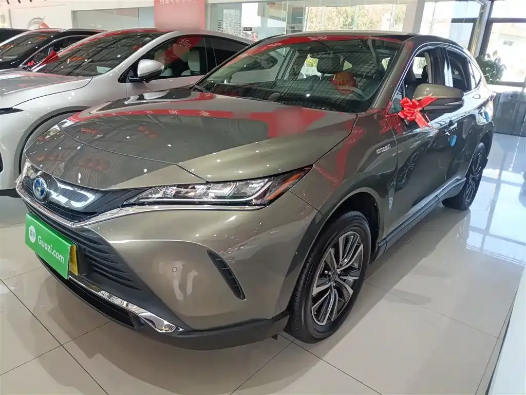 Toyota Harrier 2022 из CN, фото 3