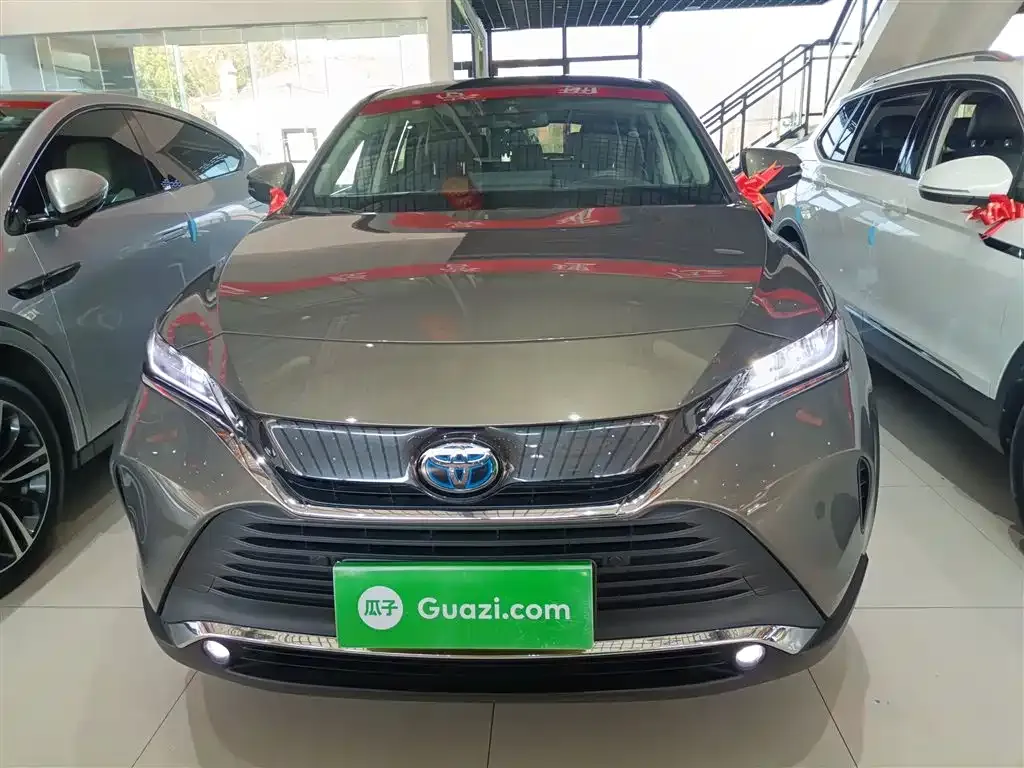 Toyota Harrier 2022 из CN, фото 4