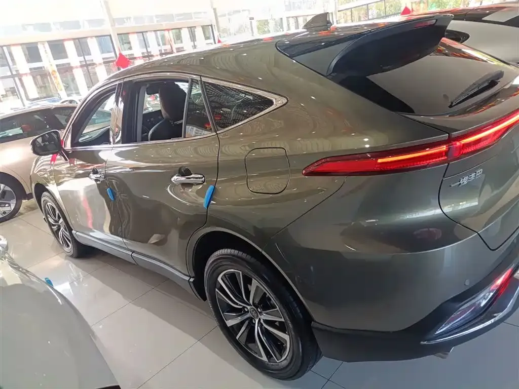 Toyota Harrier 2022 из CN, фото 8