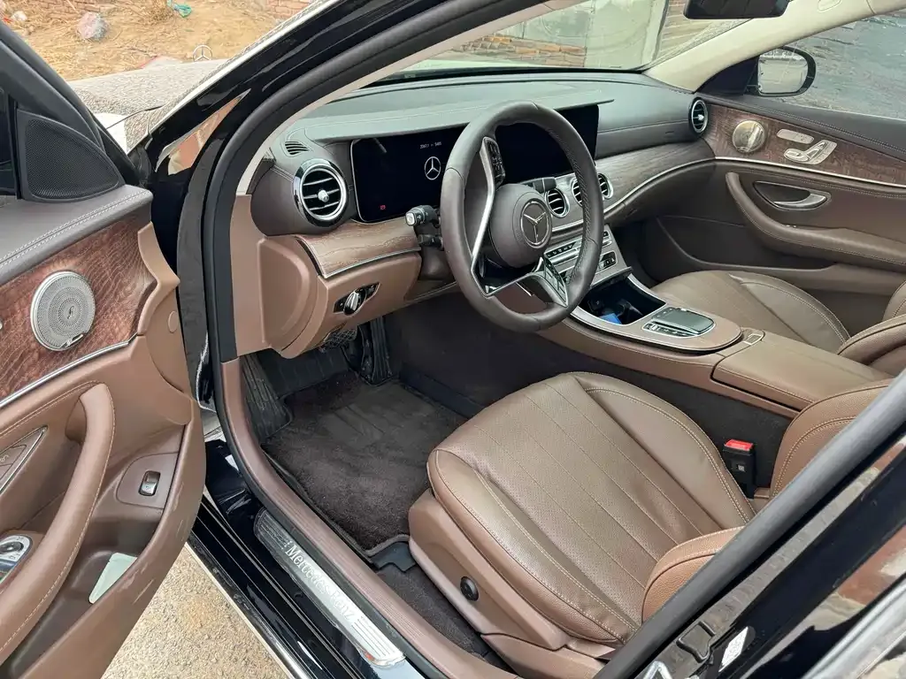 Mercedes-Benz E-Class 2023 из CN, фото 5