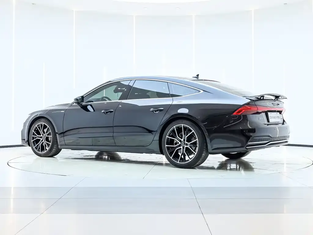 Audi A7 2022 из CN, фото 7
