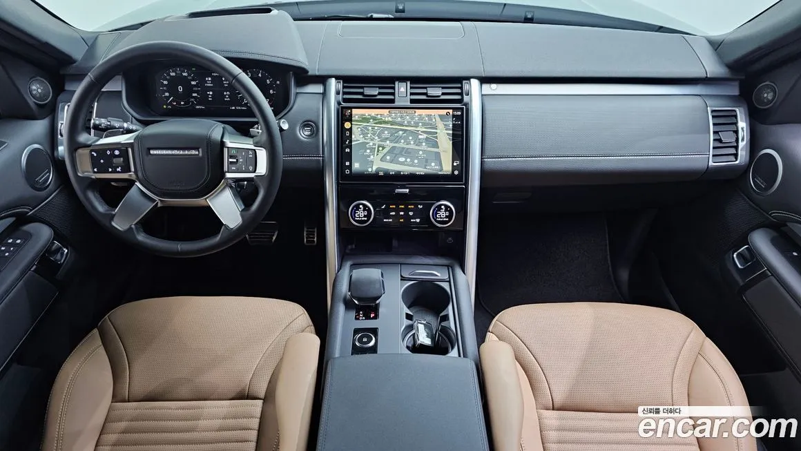 Land Rover Discovery 2024 из KR, фото 8