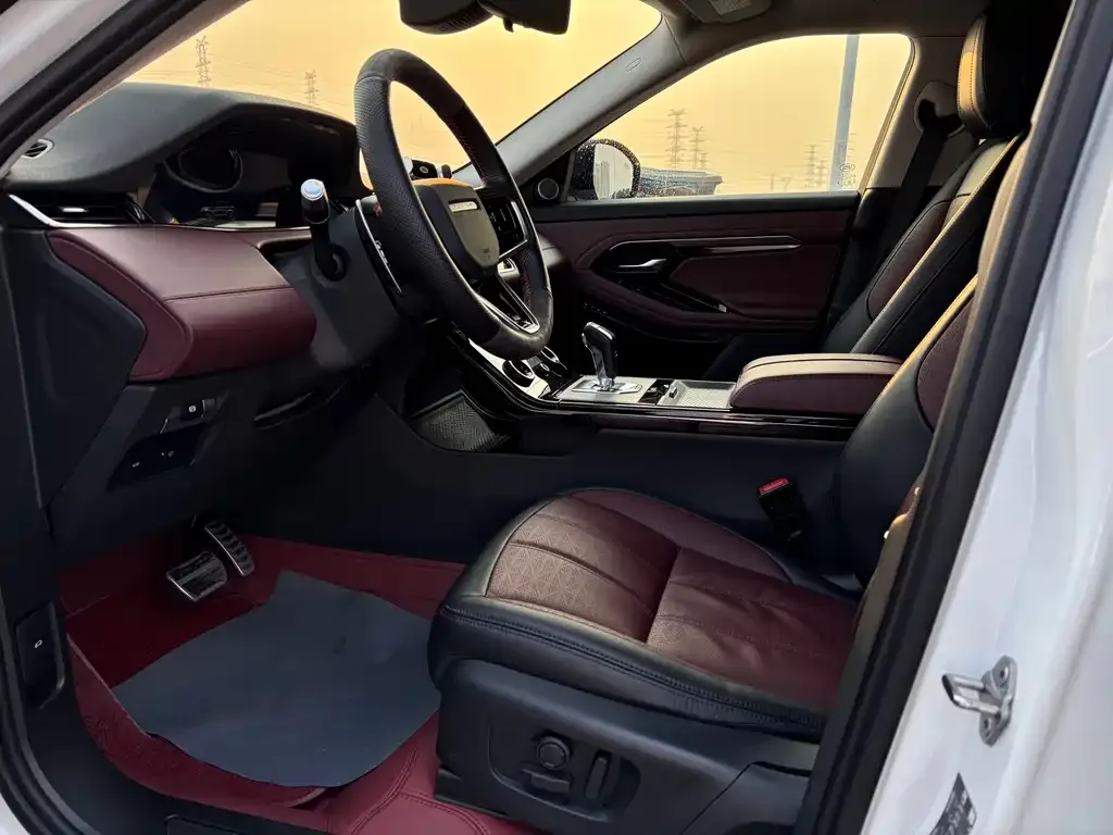 Land Rover Evoque 2022 из CN, фото 4