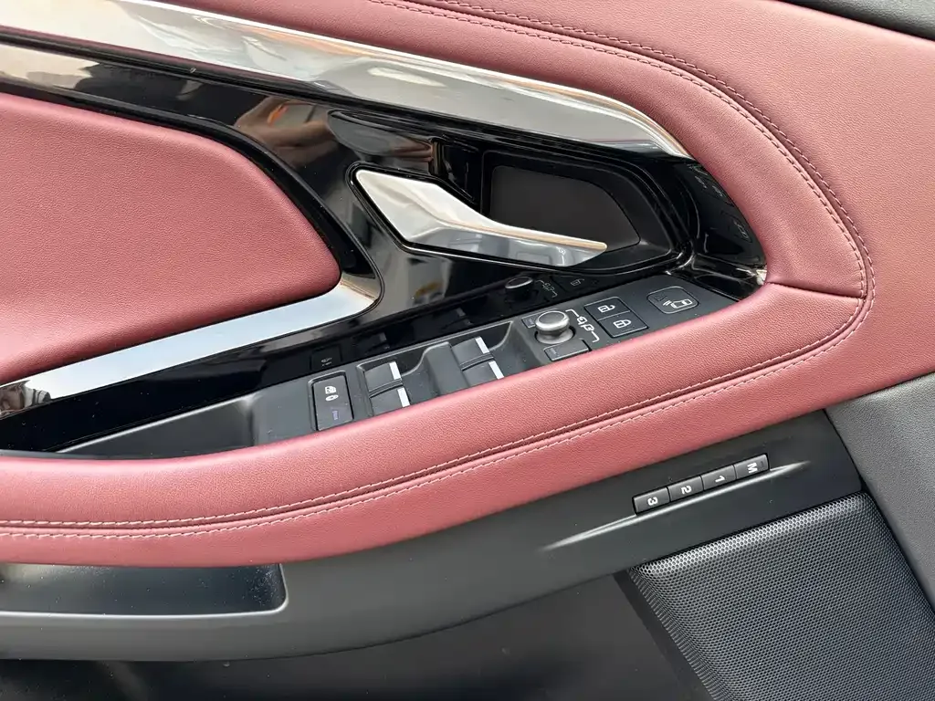Land Rover Evoque 2022 из CN, фото 9