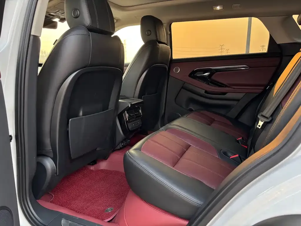 Land Rover Evoque 2022 из CN, фото 2