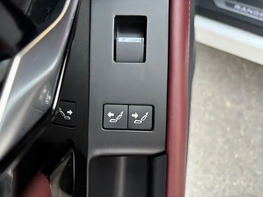 Land Rover Evoque 2022 из CN, фото 3