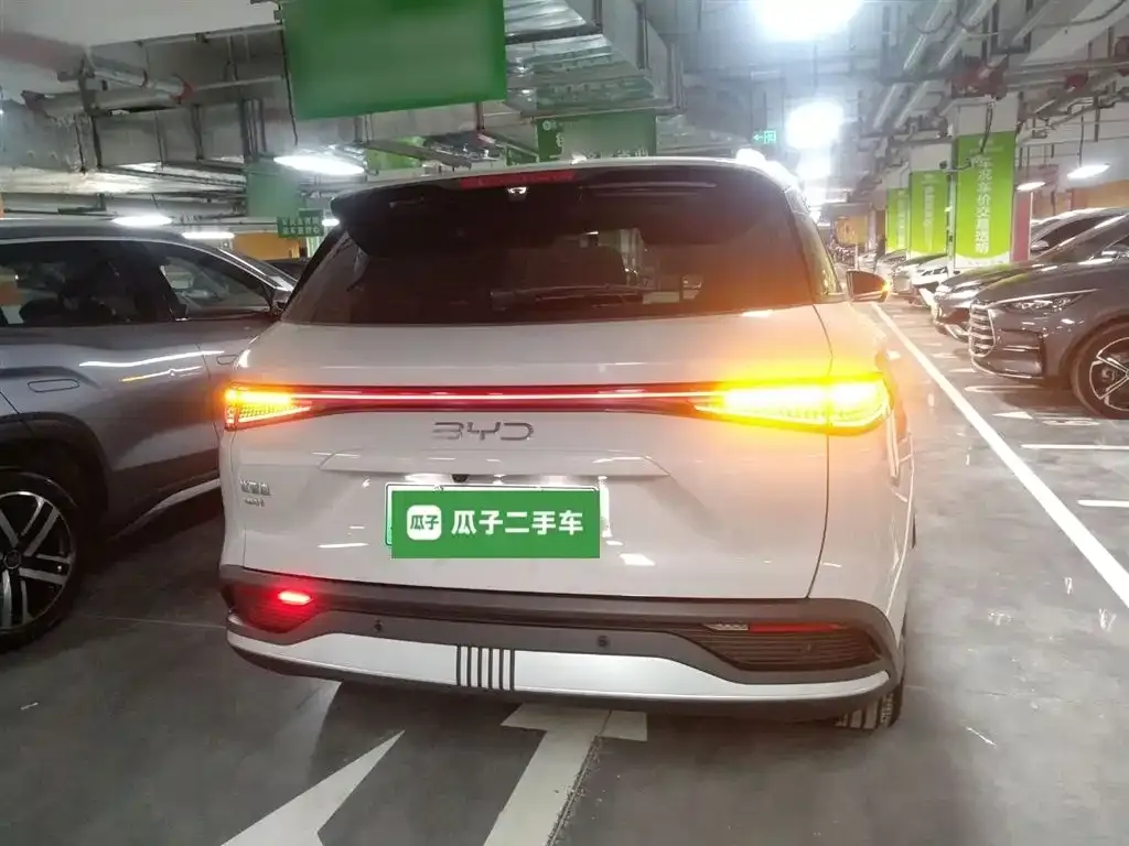 BYD Seal 05 DM-i — фото 6