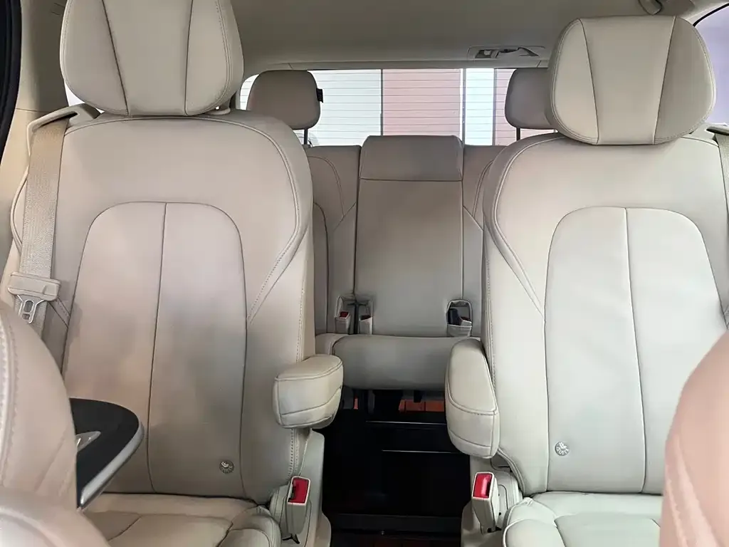 Buick GL8 2022 из CN, фото 3