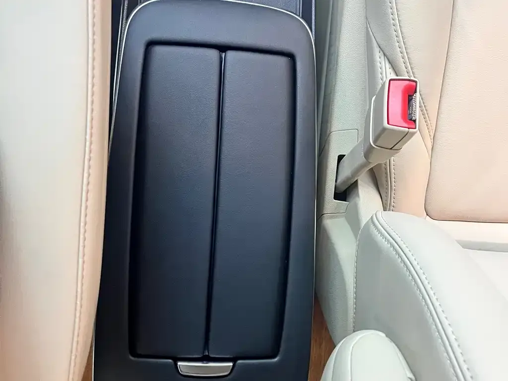 Buick GL8 2022 из CN, фото 5