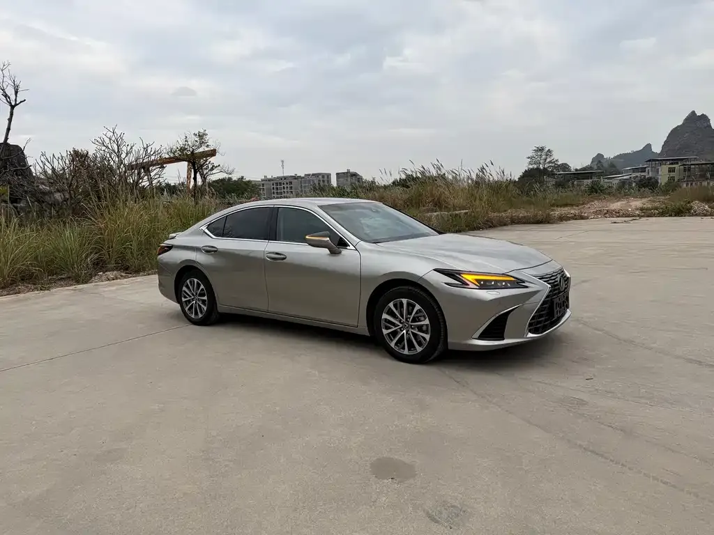Lexus ES 2025 из CN, фото 1