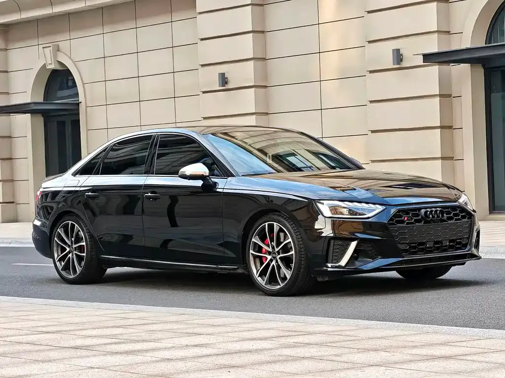 Audi S4 — фото 2