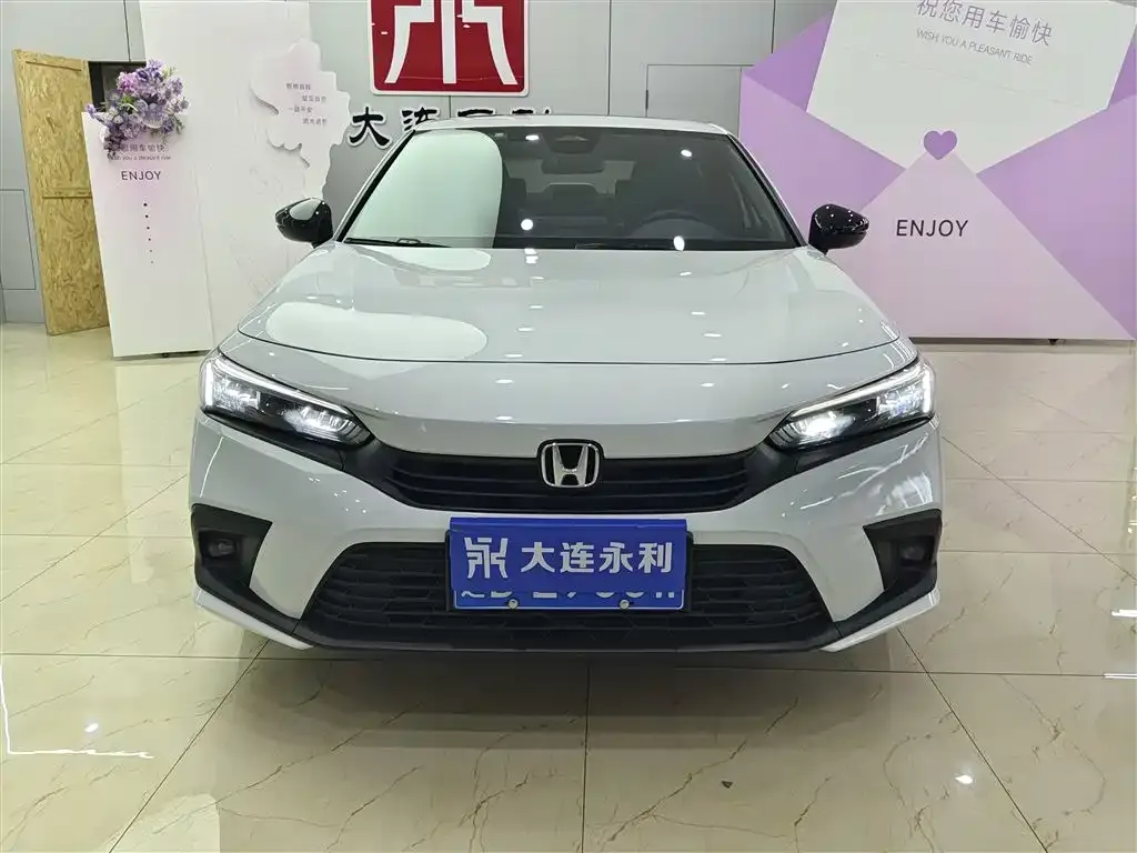 Honda Civic 2022 из CN, фото 2