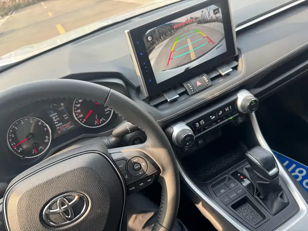 Toyota Wildlander 2021 из CN, фото 6